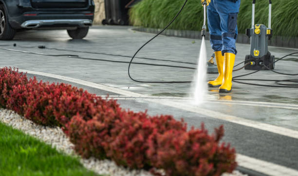 Best Pressure Washing Siding  in Sacramento, CA